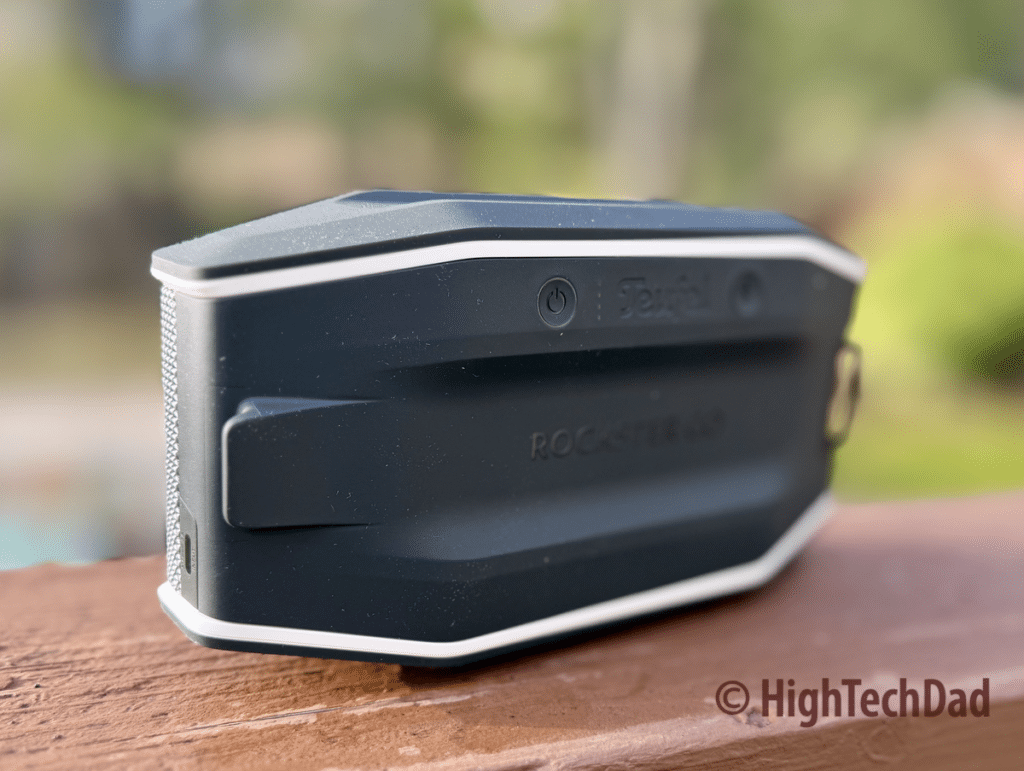 Back side - Fender x Teufel ROCKSTER GO 2 - HighTechDad Review