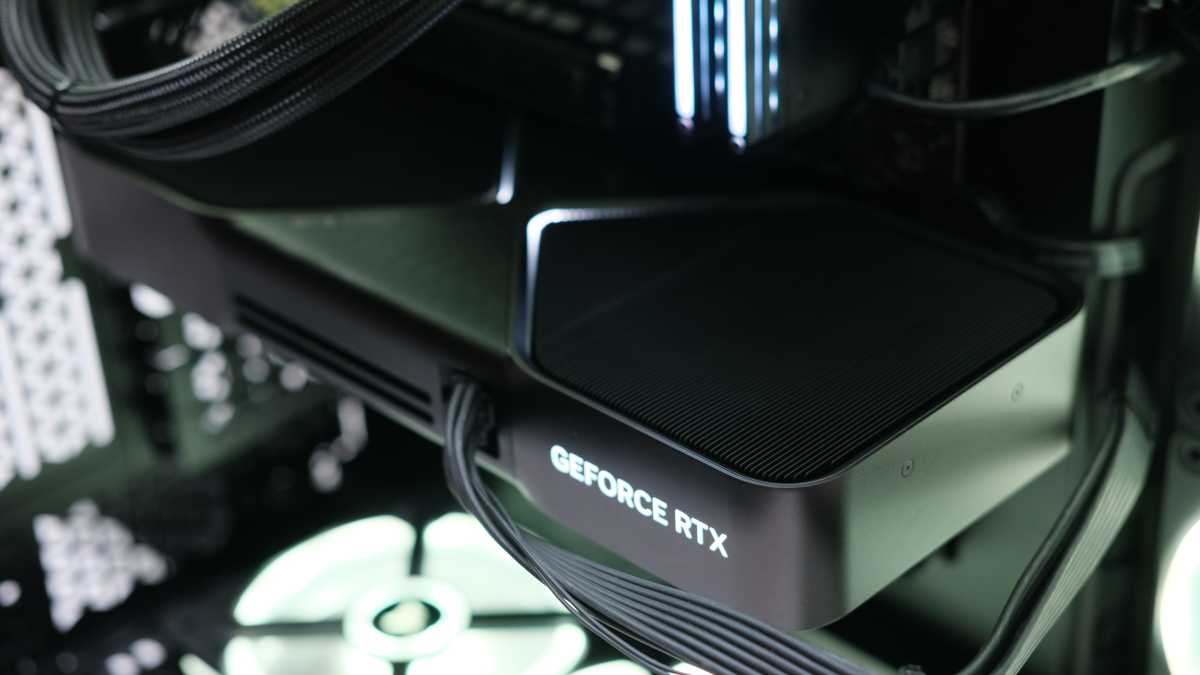 Nvidia GeForce RTX 5090 2