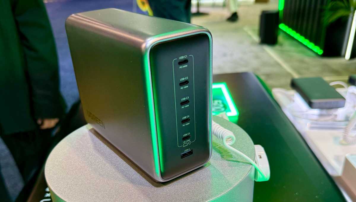 Ugreen 500W Charger CES