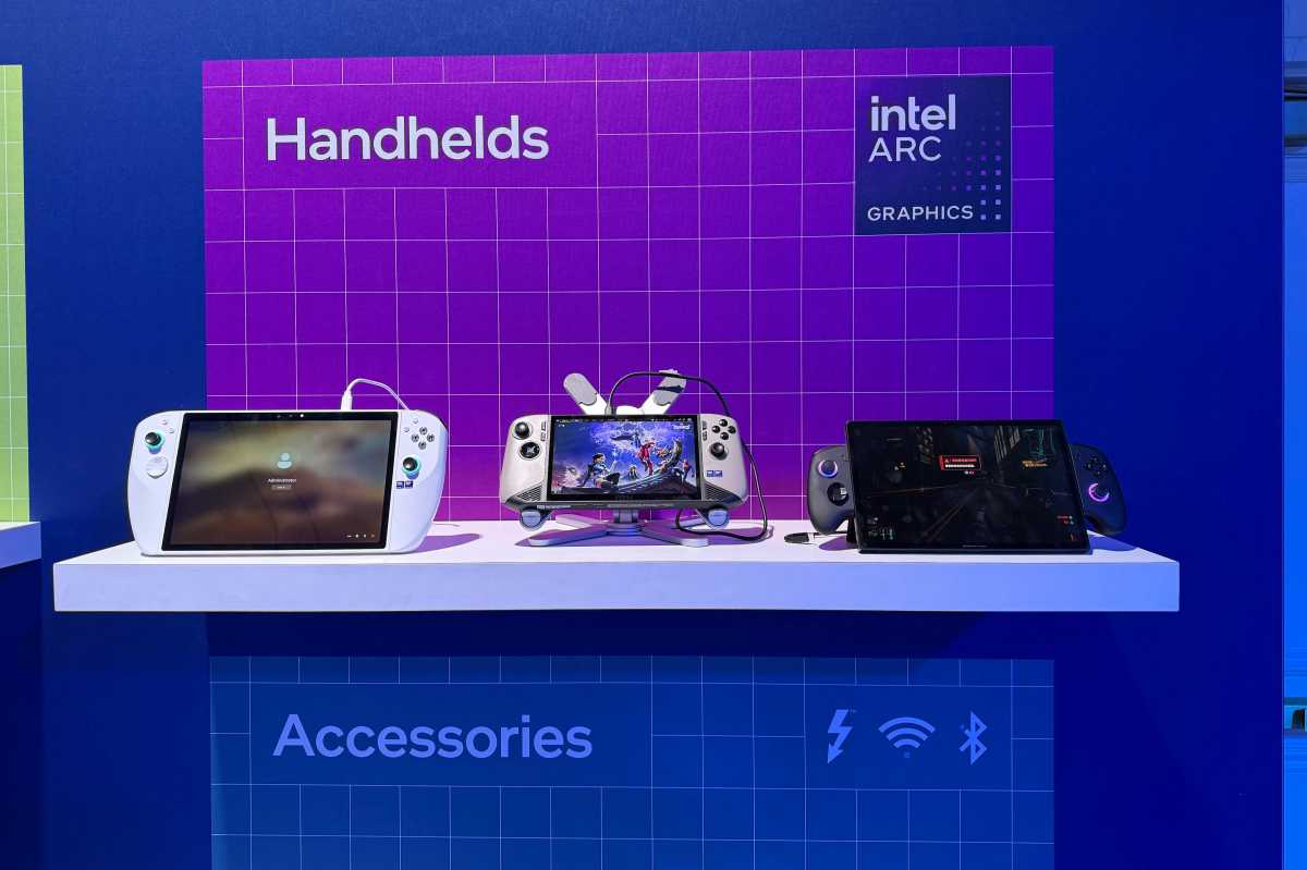 Intel gaming handhelds at CES